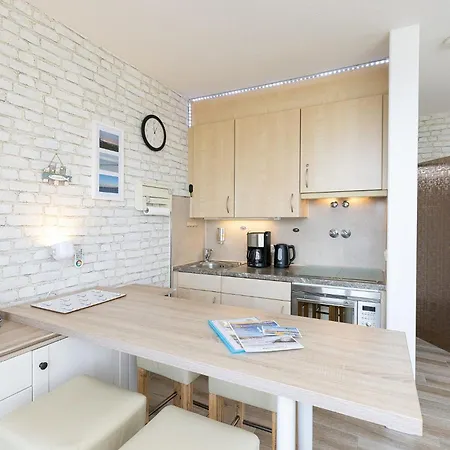 아파트 Goldene Ruh Whg 508 그로미츠
